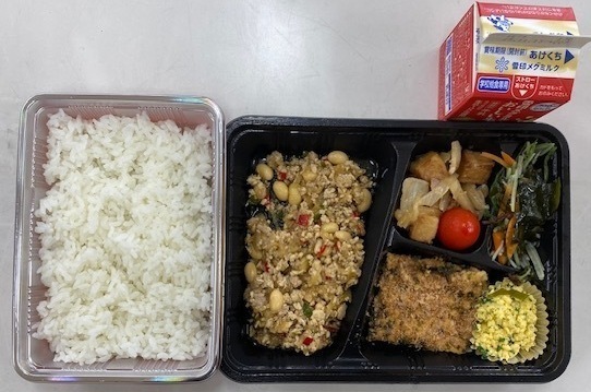 前回の中学校の給食弁当