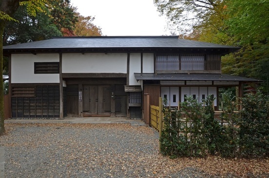 長屋門外観（南正面）